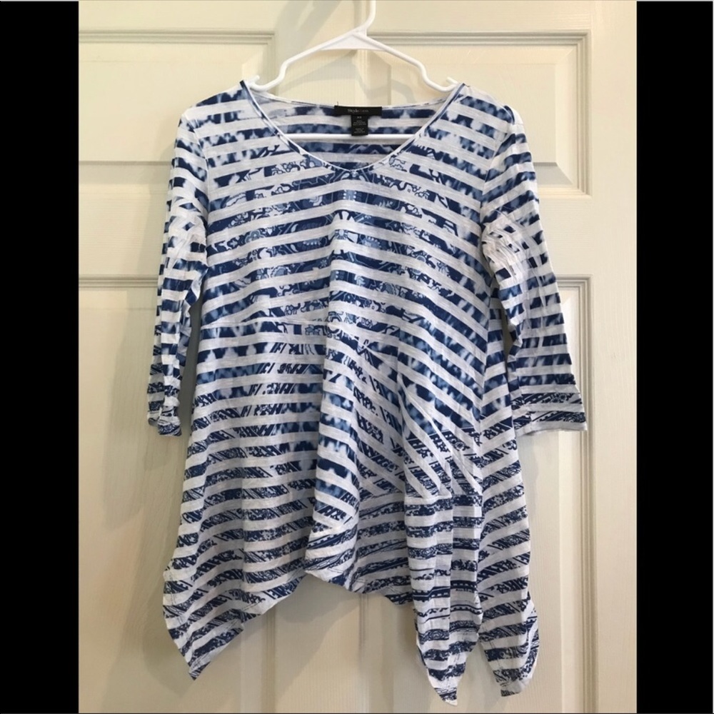 STYLE & CO blue & white swing top